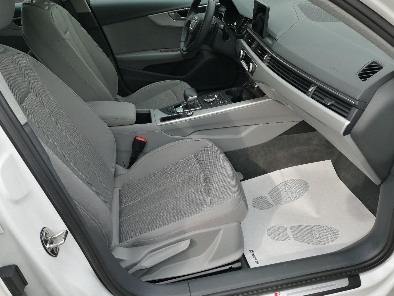 AUDI A4 Avant 35 TDI S tronic S line edition - 12