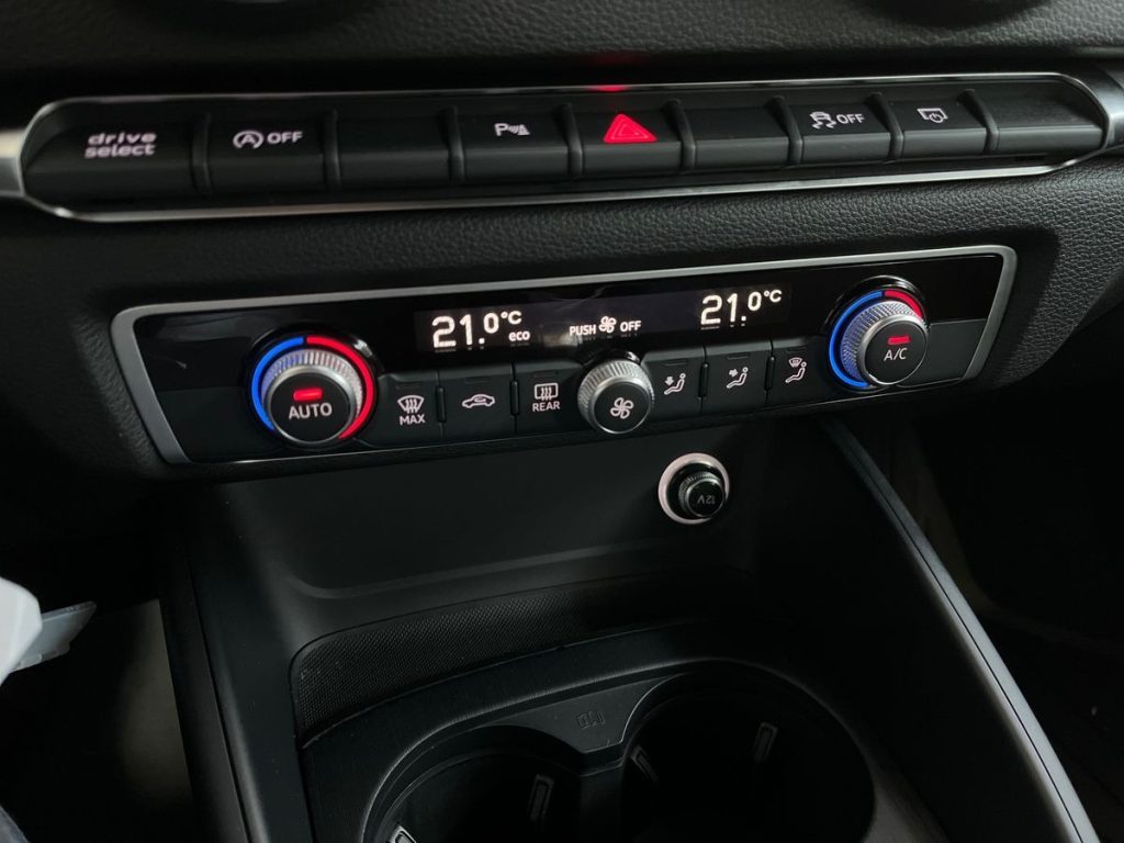 AUDI A3 SPB 30 g-tron S tronic Sport - 14