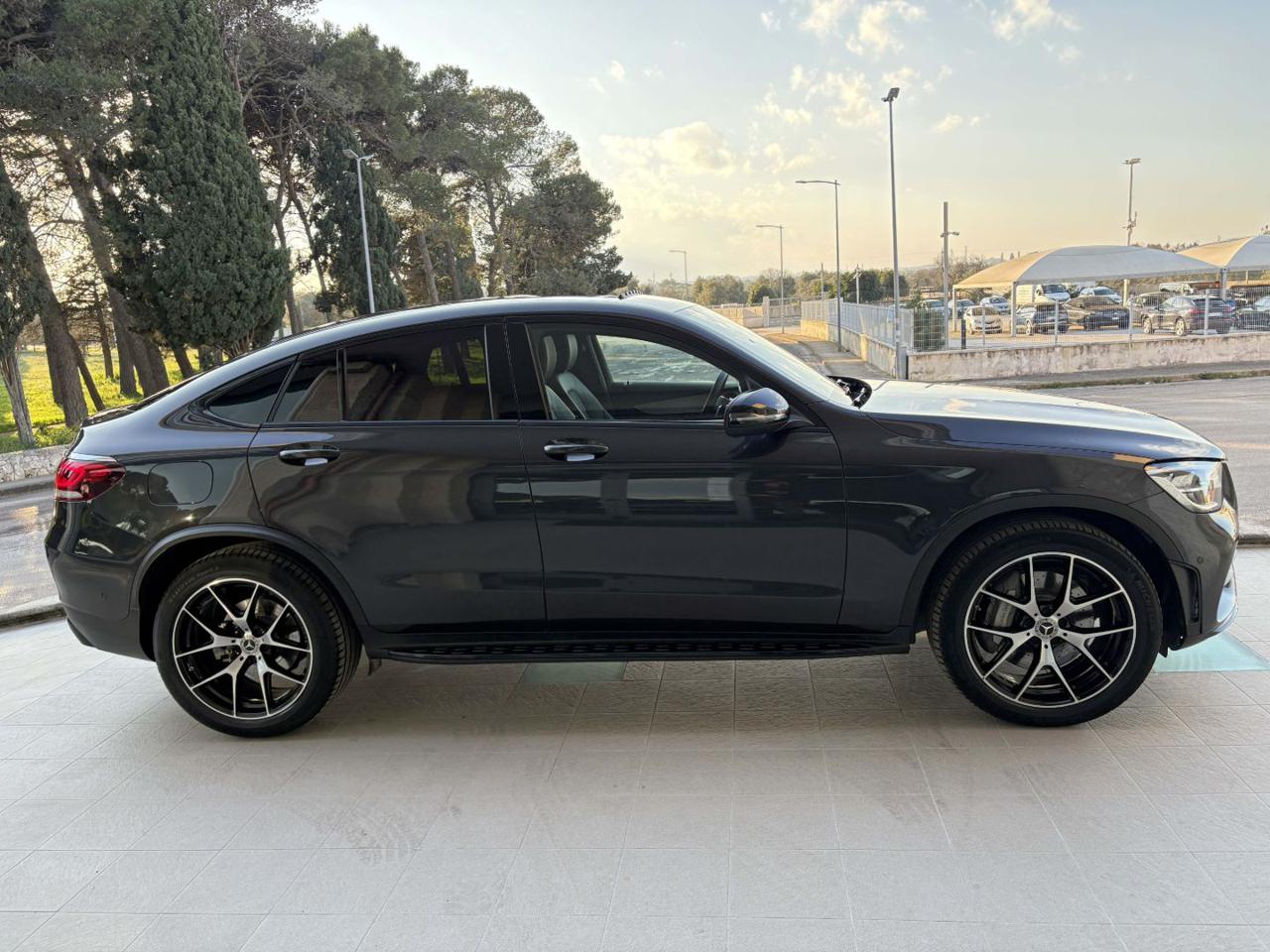 MERCEDES-BENZ GLC 300 de 4Matic Plug-in hybrid Coupé Premium TETTO. - 4