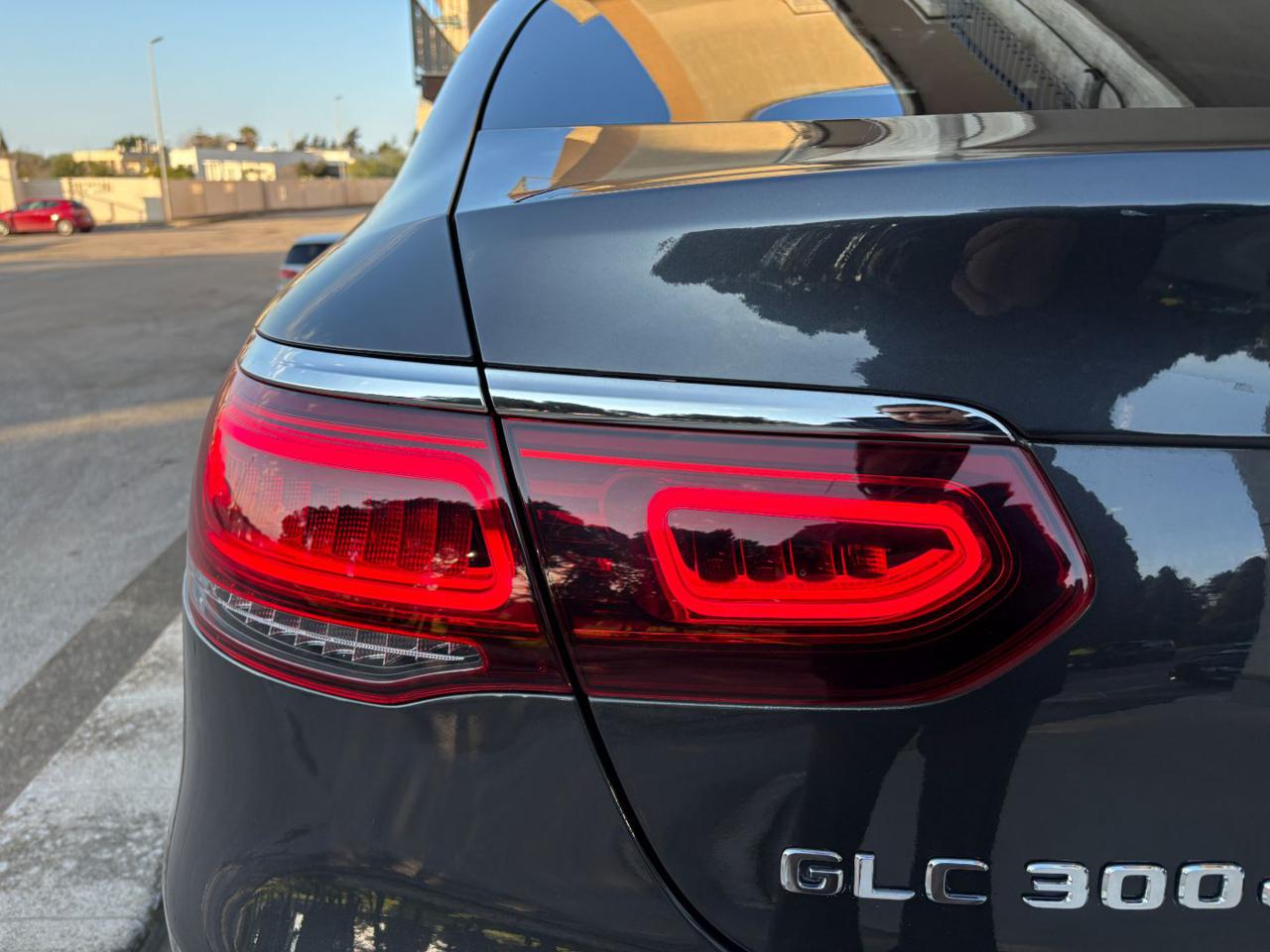 MERCEDES-BENZ GLC 300 de 4Matic Plug-in hybrid Coupé Premium TETTO. - 48