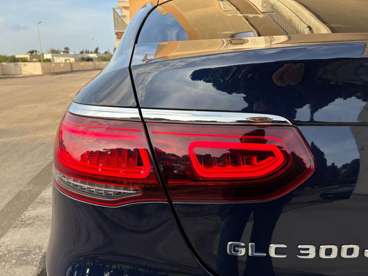 MERCEDES-BENZ GLC 300 de 4Matic Plug-in hybrid Coupé Premium TETTO. - 40