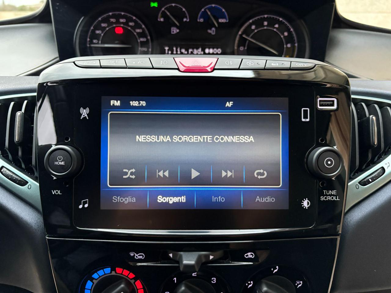 LANCIA Ypsilon 1.0 FireFly 5 porte S&S Hybrid Gold 5 posti. - 25