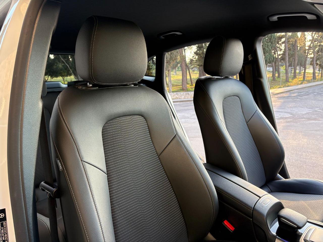 MERCEDES-BENZ GLA 180 d Automatic Sport Plus Pack Night-LUCI AMBIENTE - 10