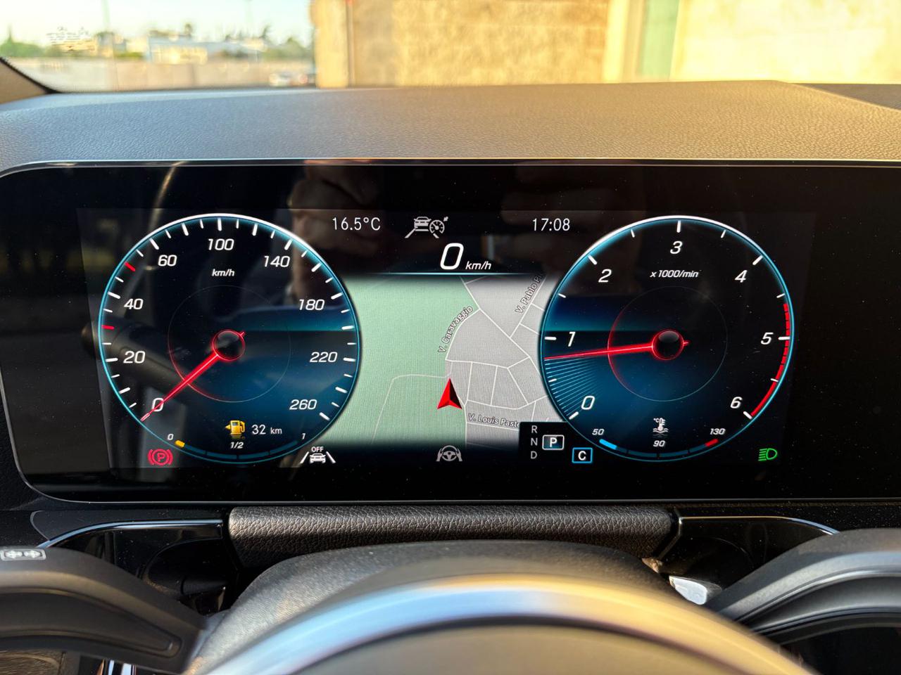 MERCEDES-BENZ GLA 180 d Automatic Sport Plus Pack Night-LUCI AMBIENTE - 20