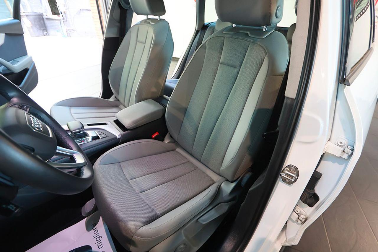 AUDI A4 allroad 40 TDI S-Tronic Business Evolution - 19