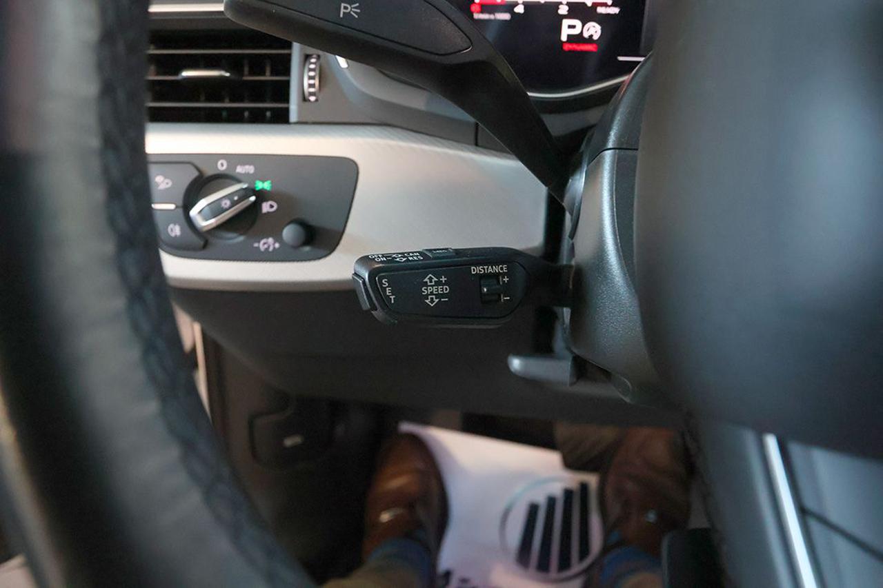 AUDI A4 allroad 40 TDI S-Tronic Business Evolution - 28