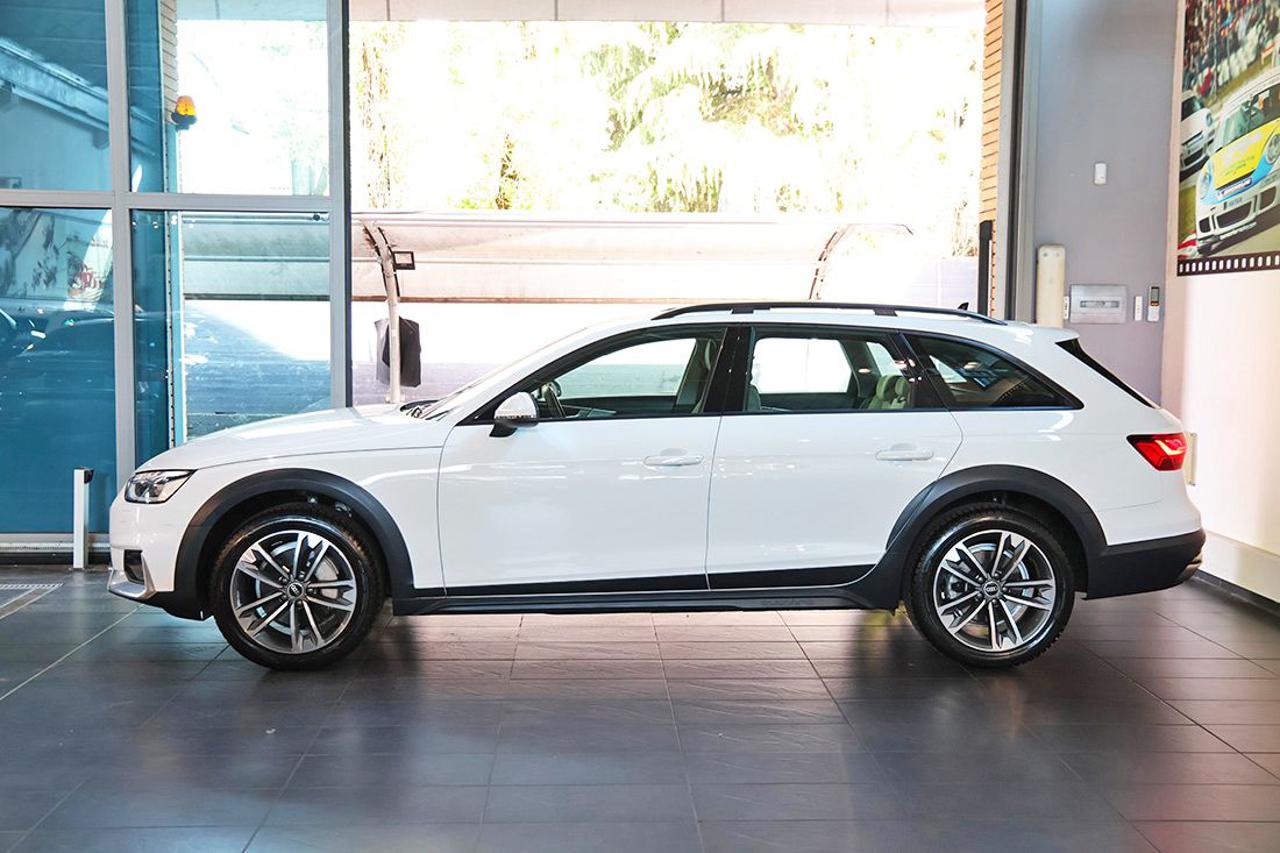 AUDI A4 allroad 40 TDI S-Tronic Business Evolution - 3