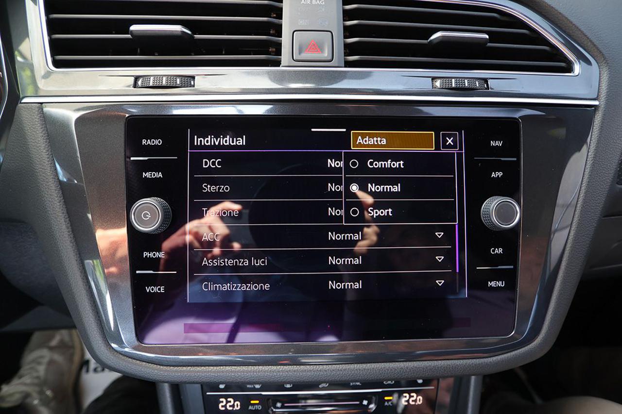 VOLKSWAGEN Tiguan Allspace 2.0 TDI 200cv SCR DSG 4Motion R-Line - 37