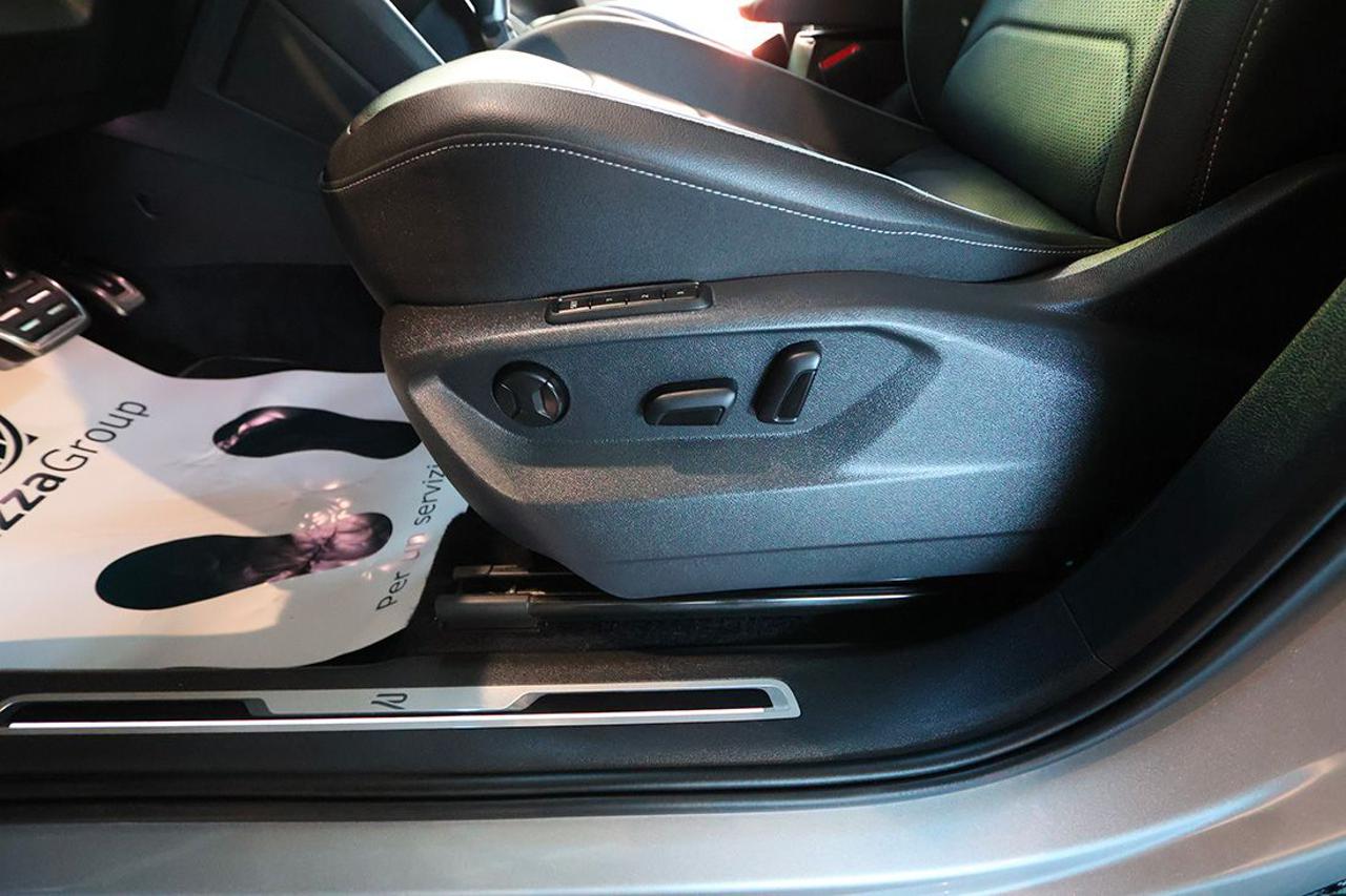 VOLKSWAGEN Tiguan Allspace 2.0 TDI 200cv SCR DSG 4Motion R-Line - 48