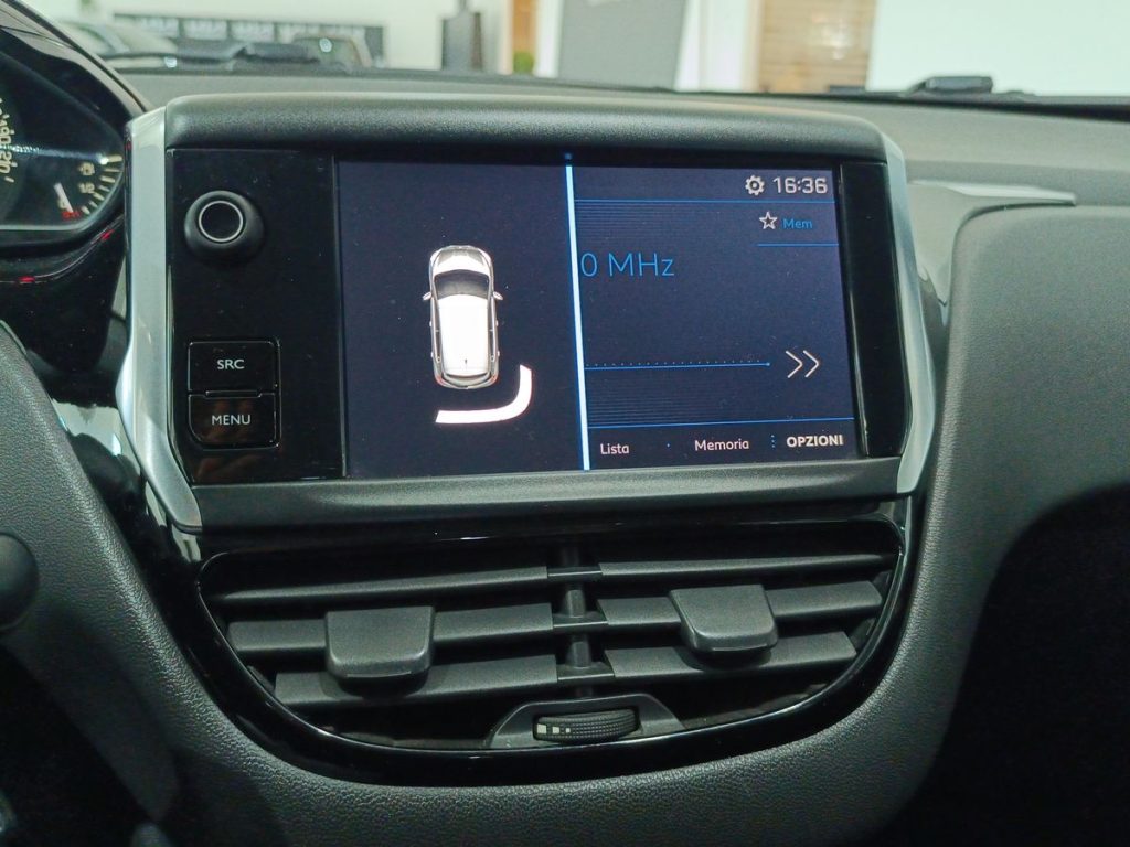 PEUGEOT 208 1° serie BlueHDi 100 S&S 5 porte Allure - 16