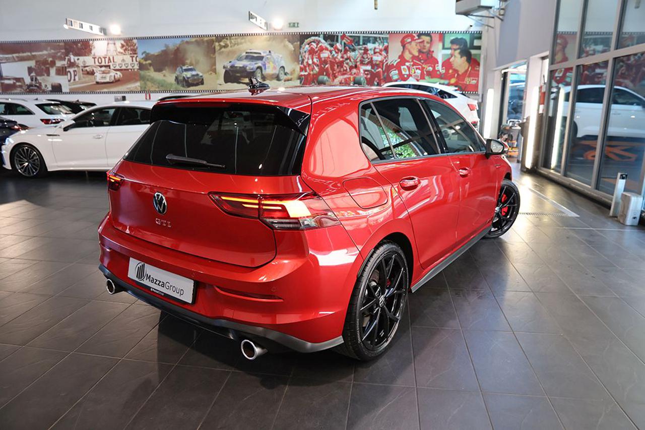 VOLKSWAGEN Golf 2.0 TSI DSG GTI - 9