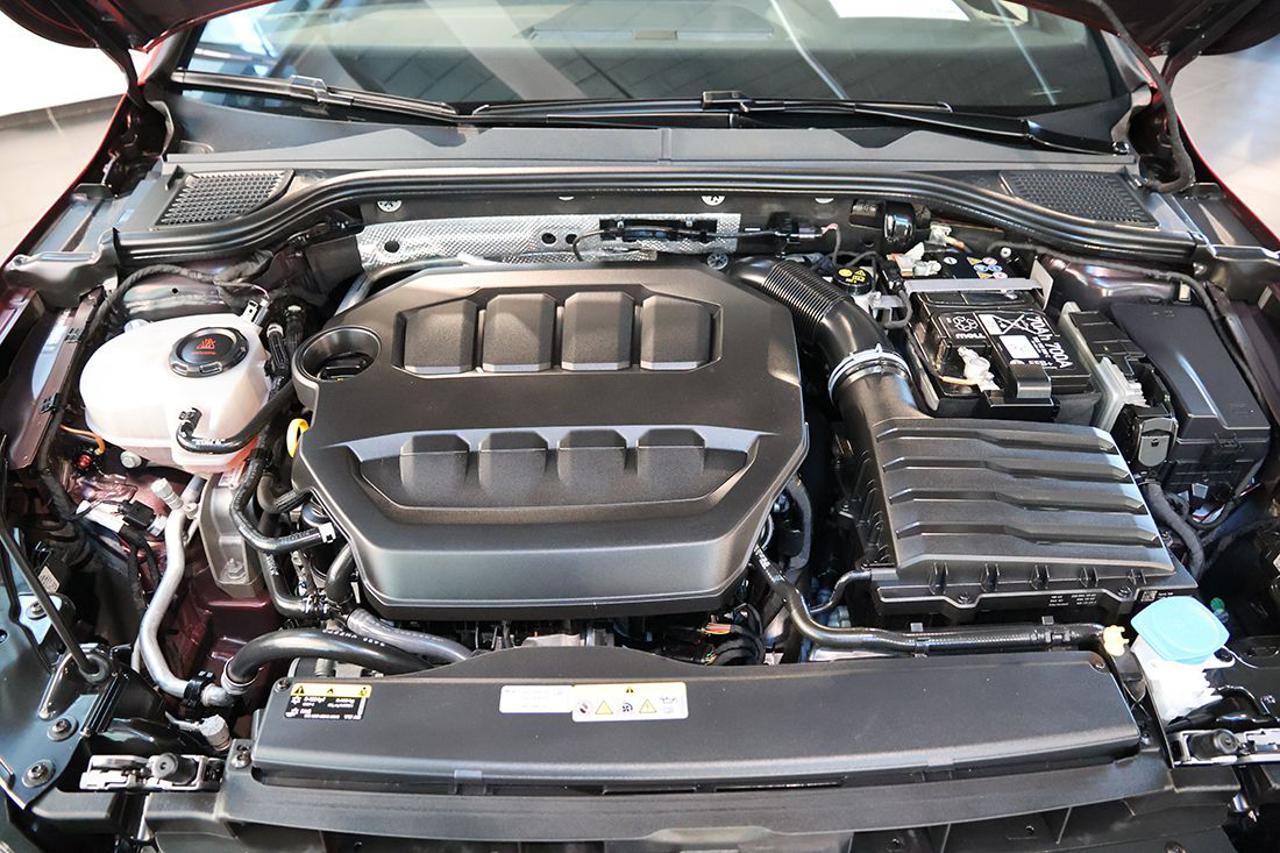 VOLKSWAGEN Golf 2.0 TSI DSG GTI - 11