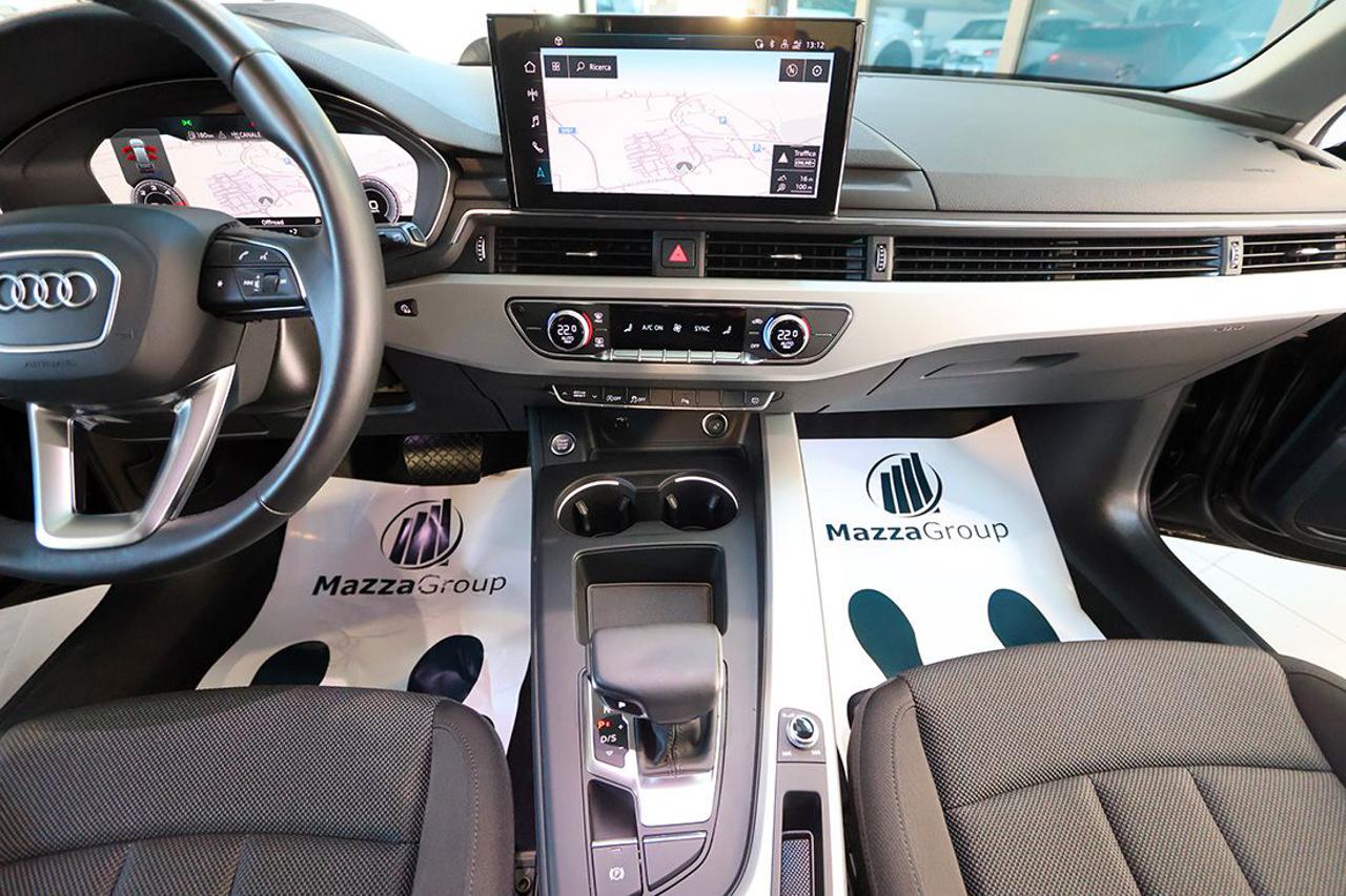 AUDI A4 30 TDI Avant S-Tronic Business Advanced - 32