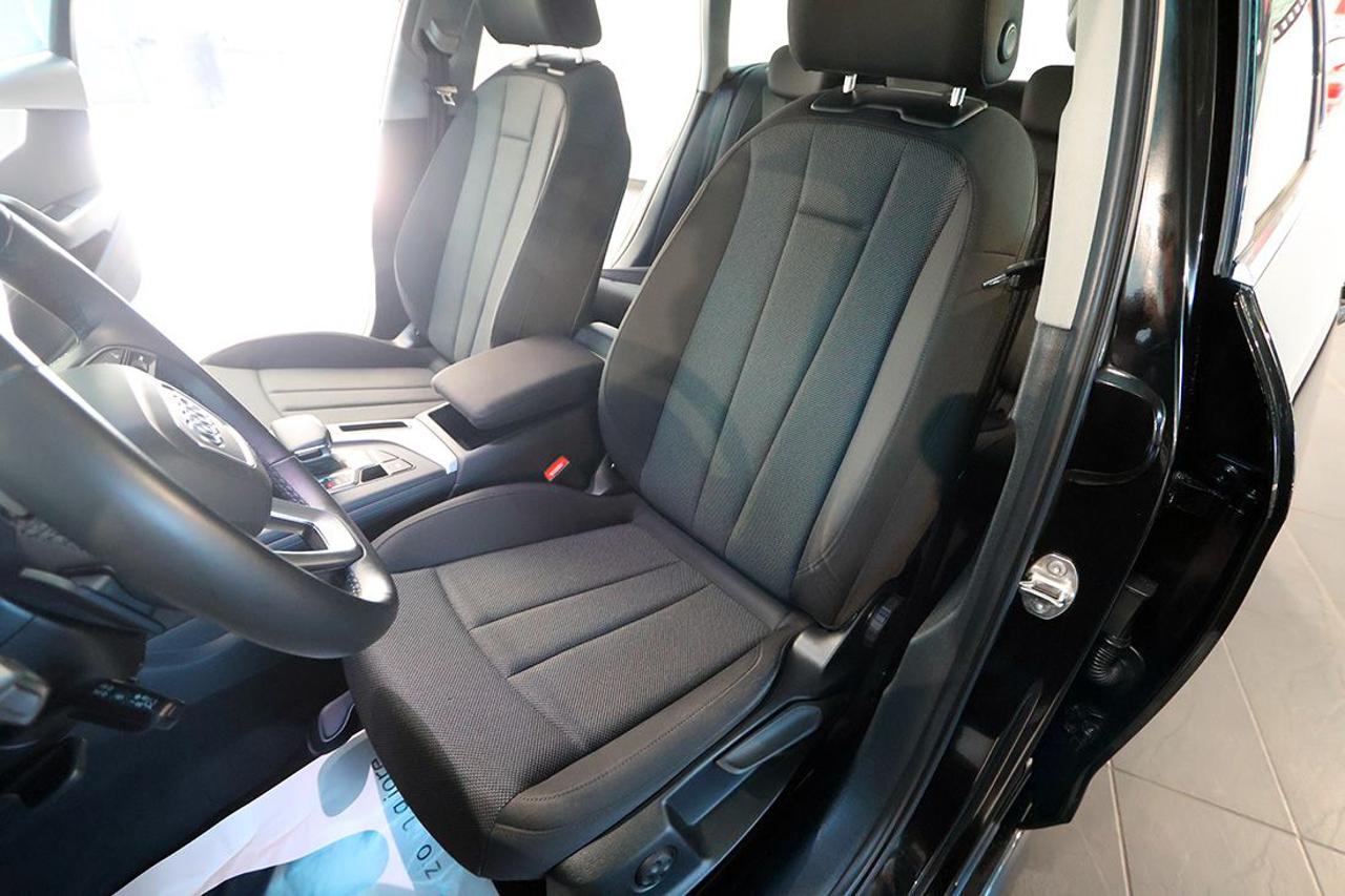 AUDI A4 30 TDI Avant S-Tronic Business Advanced - 18