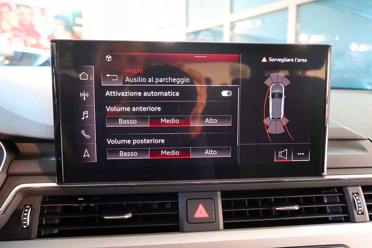 AUDI A4 30 TDI Avant S-Tronic Business Advanced - 25