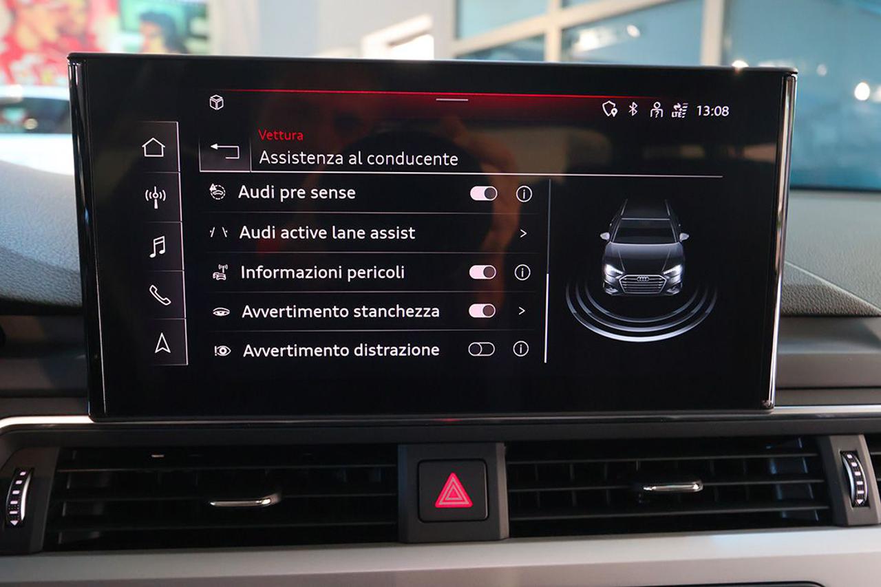 AUDI A4 30 TDI Avant S-Tronic Business Advanced - 29