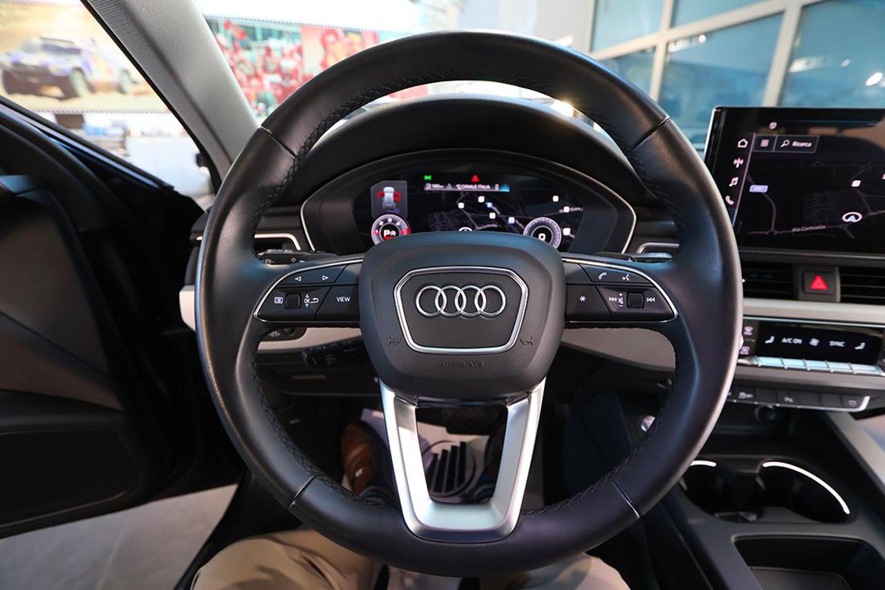 AUDI A4 30 TDI Avant S-Tronic Business Advanced - 21