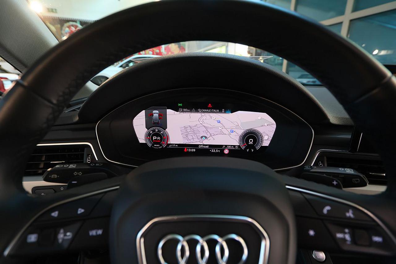 AUDI A4 30 TDI Avant S-Tronic Business Advanced - 30