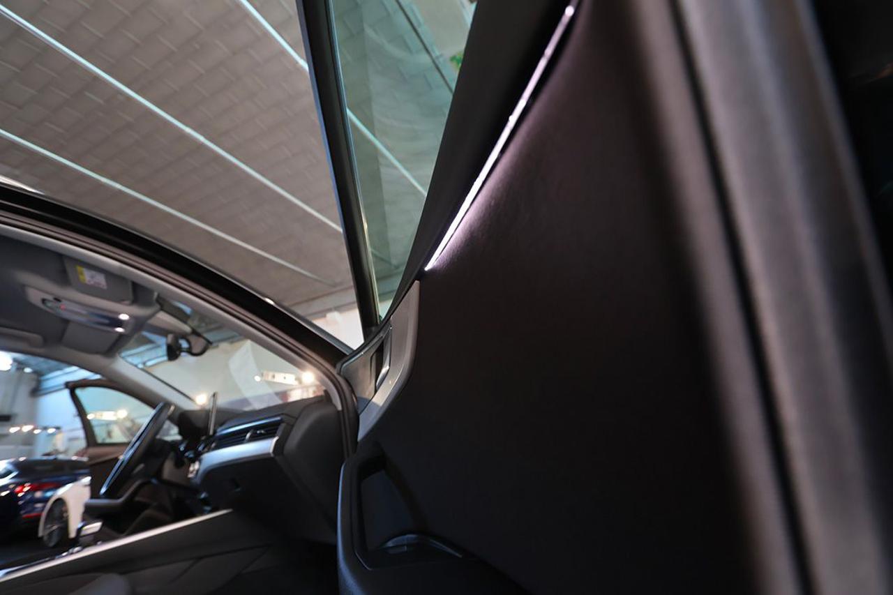 AUDI A4 30 TDI Avant S-Tronic Business Advanced - 37