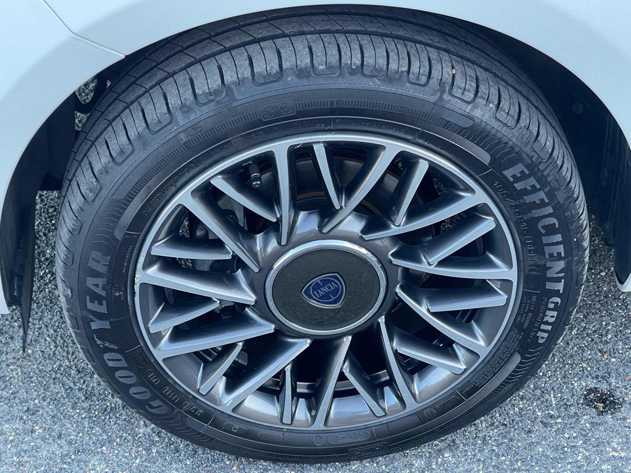 LANCIA Ypsilon 1.0 FireFly 5 porte S&S Hybrid Gold Plus E6D - 2