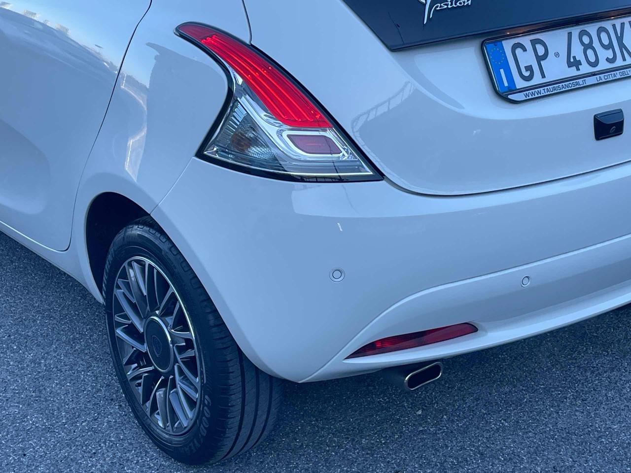 LANCIA Ypsilon 1.0 FireFly 5 porte S&S Hybrid Gold Plus E6D - 6