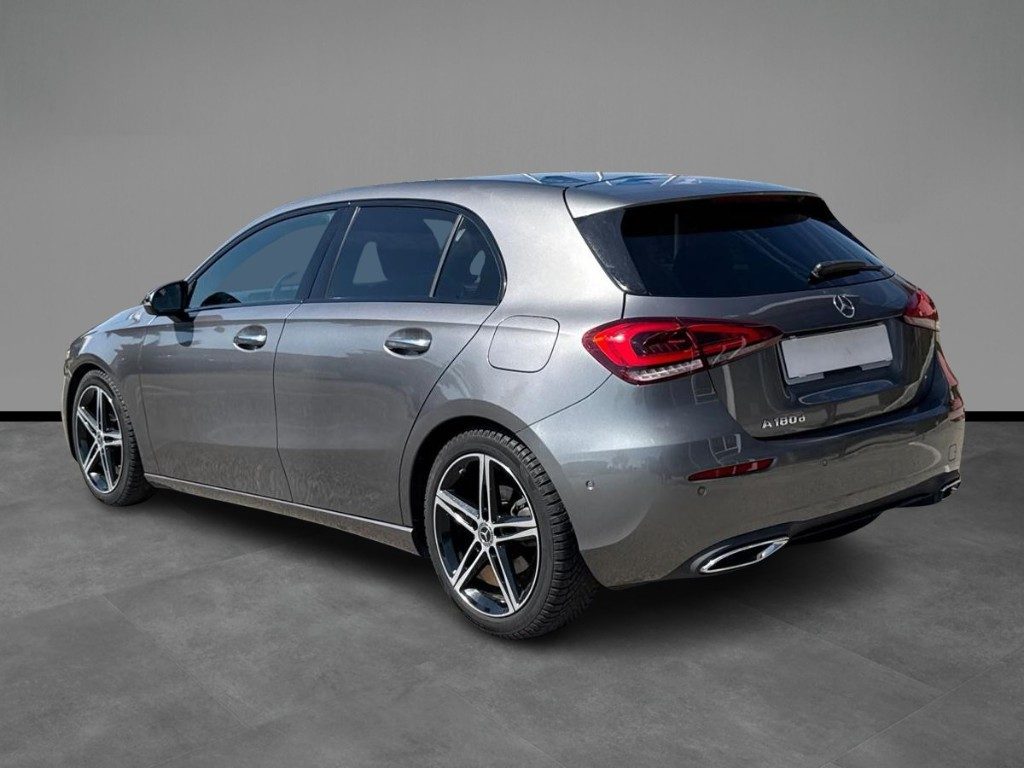 MERCEDES-BENZ A 180 d Automatic Sport - 3