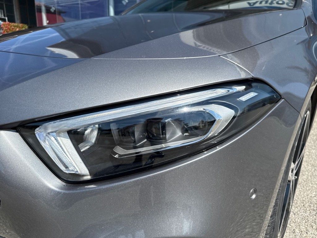 MERCEDES-BENZ A 180 d Automatic Sport - 5