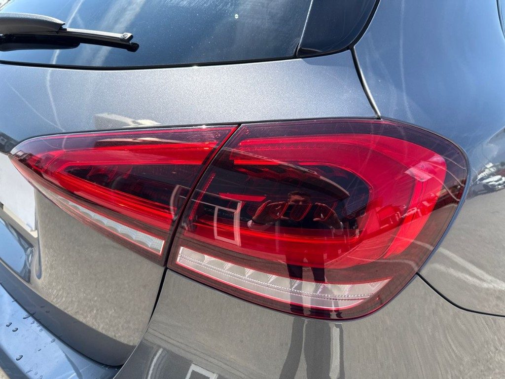 MERCEDES-BENZ A 180 d Automatic Sport - 6