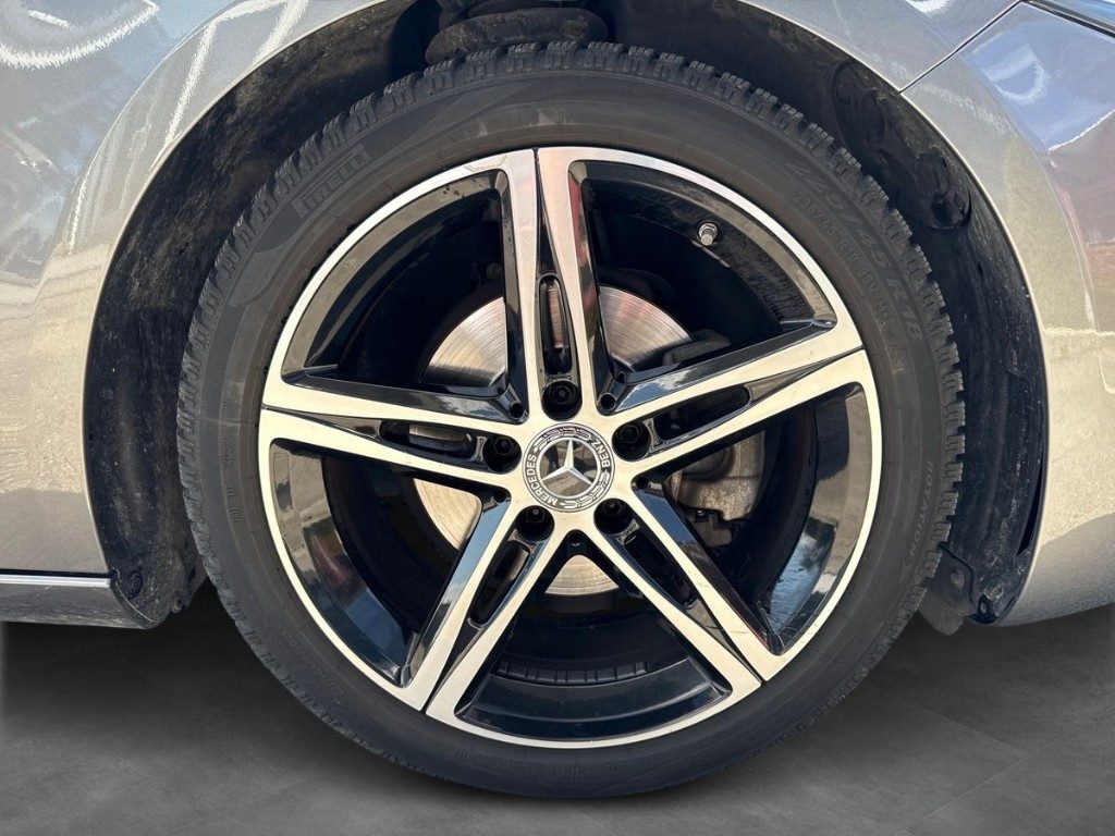 MERCEDES-BENZ A 180 d Automatic Sport - 4