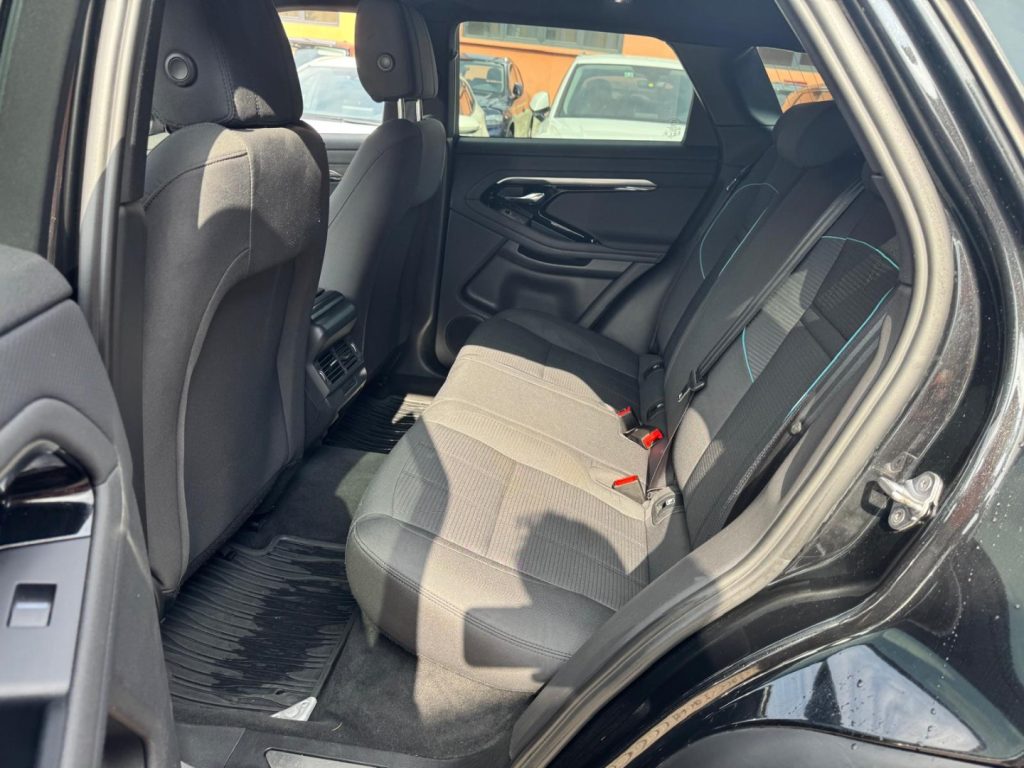 LAND ROVER Range Rover Evoque 2.0D I4 163 CV AWD Auto R-Dynamic - 17