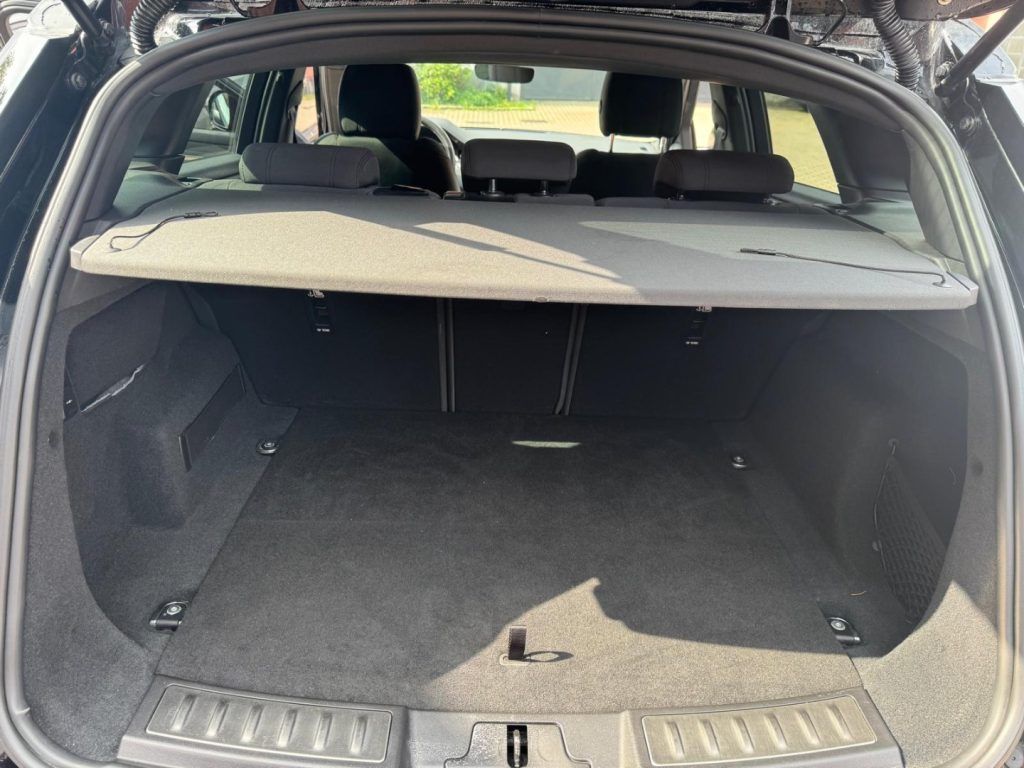 LAND ROVER Range Rover Evoque 2.0D I4 163 CV AWD Auto R-Dynamic - 19