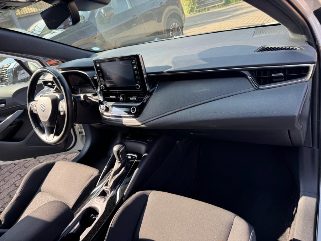 SUZUKI Swace 1.8 Full Hybrid E-CVT 2WD Cool - 9