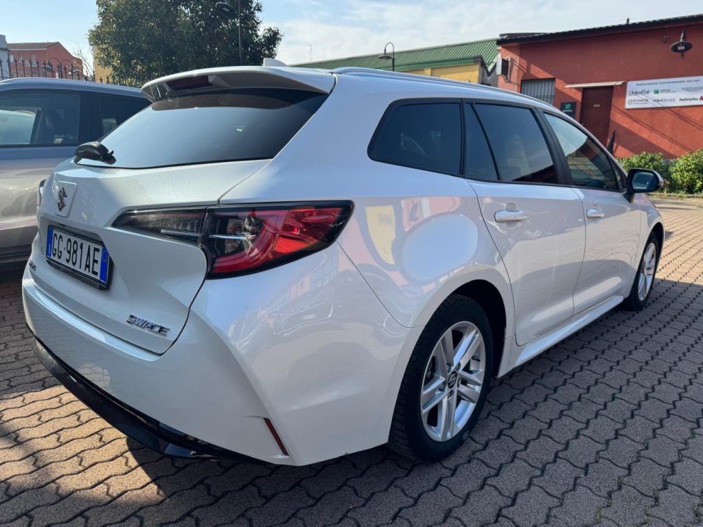 SUZUKI Swace 1.8 Full Hybrid E-CVT 2WD Cool - 4