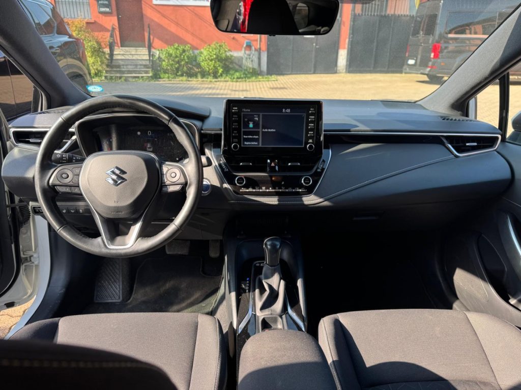 SUZUKI Swace 1.8 Full Hybrid E-CVT 2WD Cool - 9