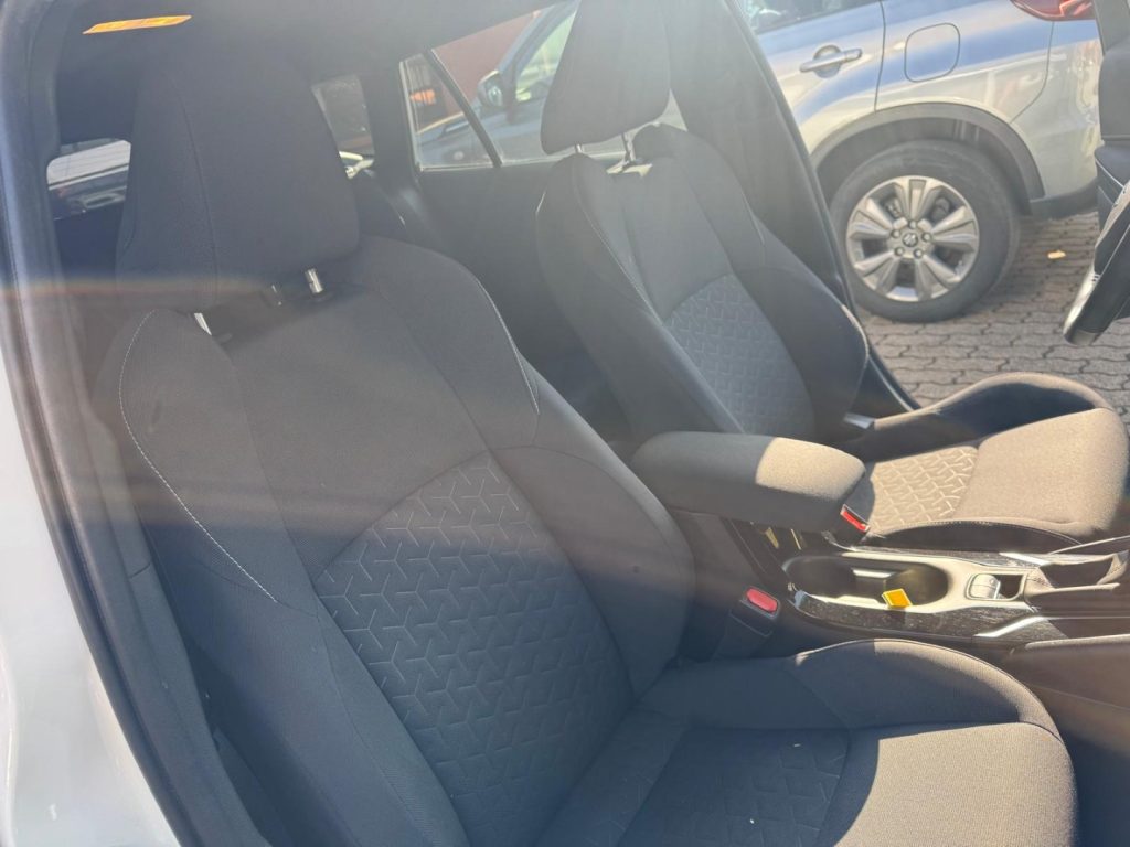 SUZUKI Swace 1.8 Full Hybrid E-CVT 2WD Cool - 17