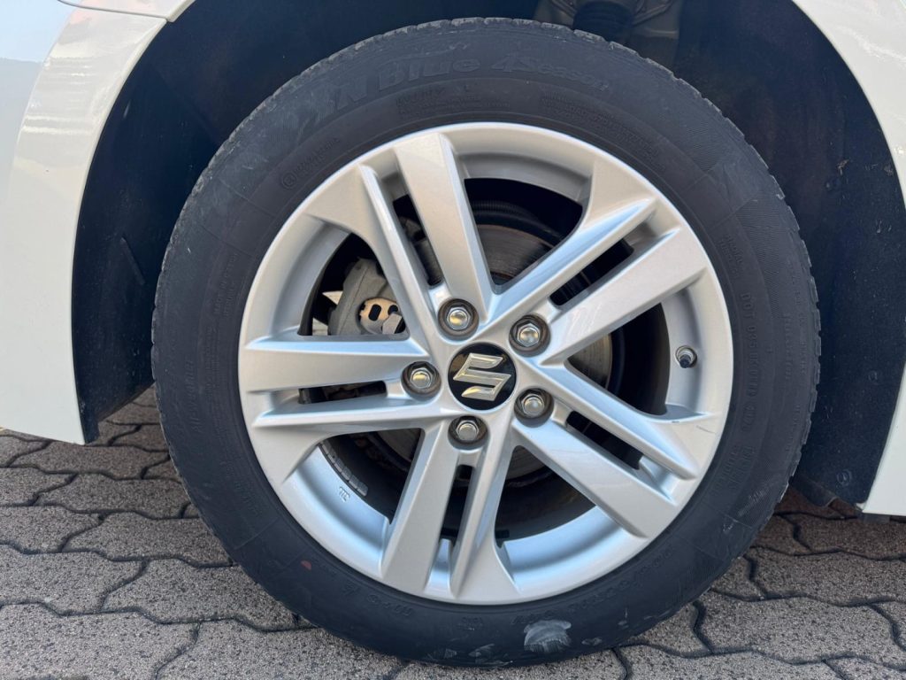 SUZUKI Swace 1.8 Full Hybrid E-CVT 2WD Cool - 21