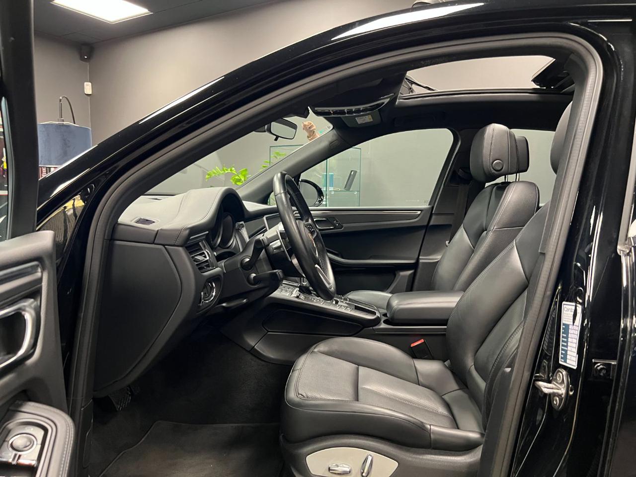 PORSCHE Macan 2.0 - 5