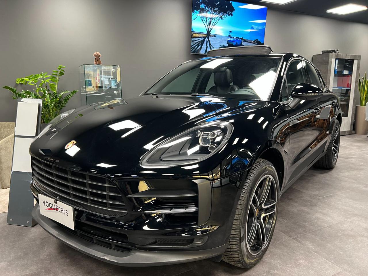 PORSCHE Macan 2.0 - 19