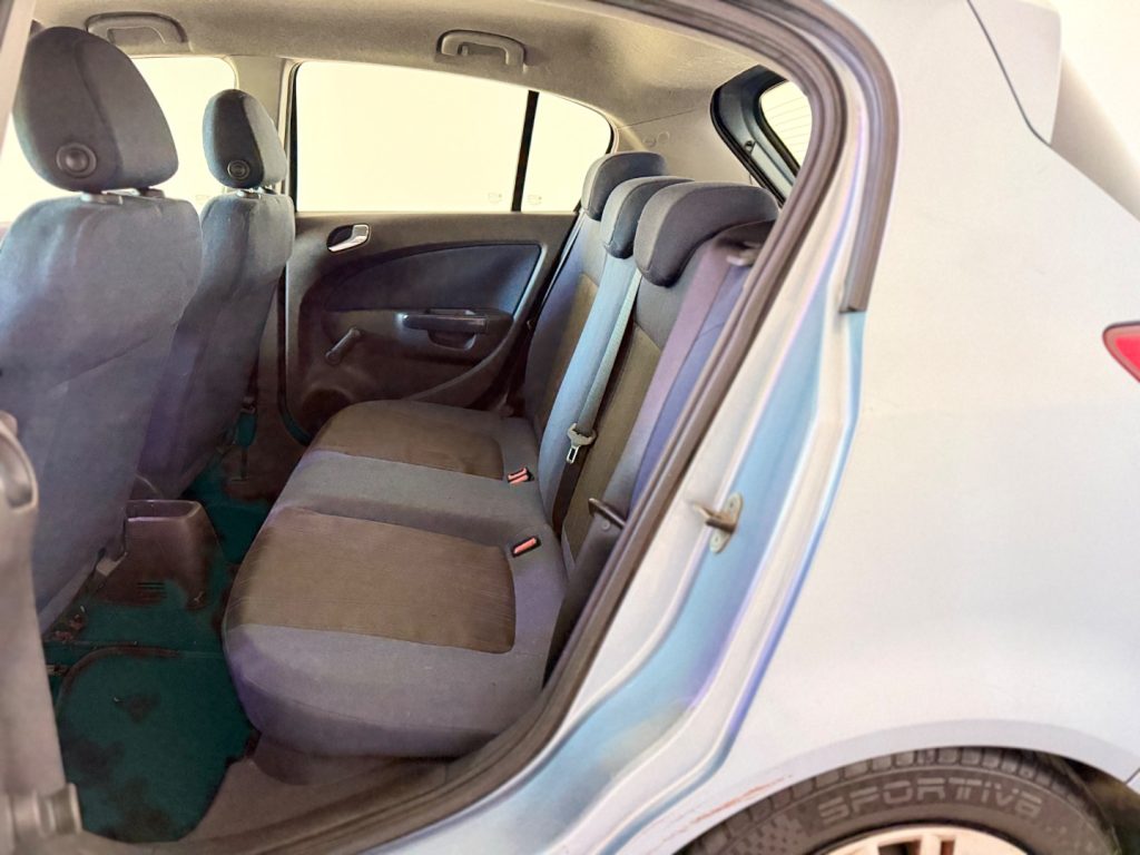 OPEL Corsa 1.2 5 porte .Cosmo - 17