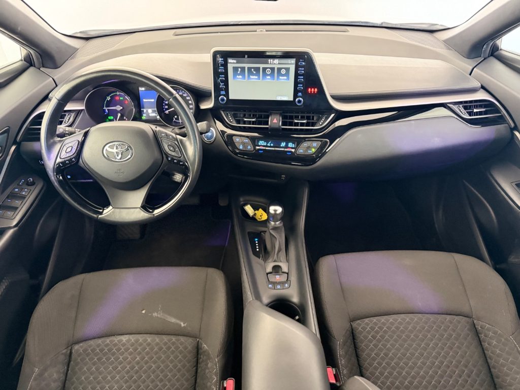 TOYOTA C-HR 1.8 Hybrid E-CVT GR Sport - 9