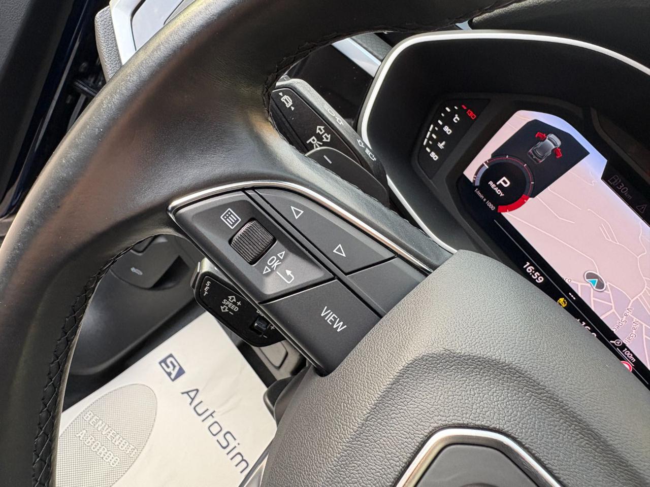 AUDI Q3 35 2.0 TDI S tronic Business COCKPIT - 21