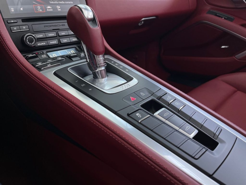 PORSCHE 718 Boxster 2.0 Pacchetto Sport Design - 14