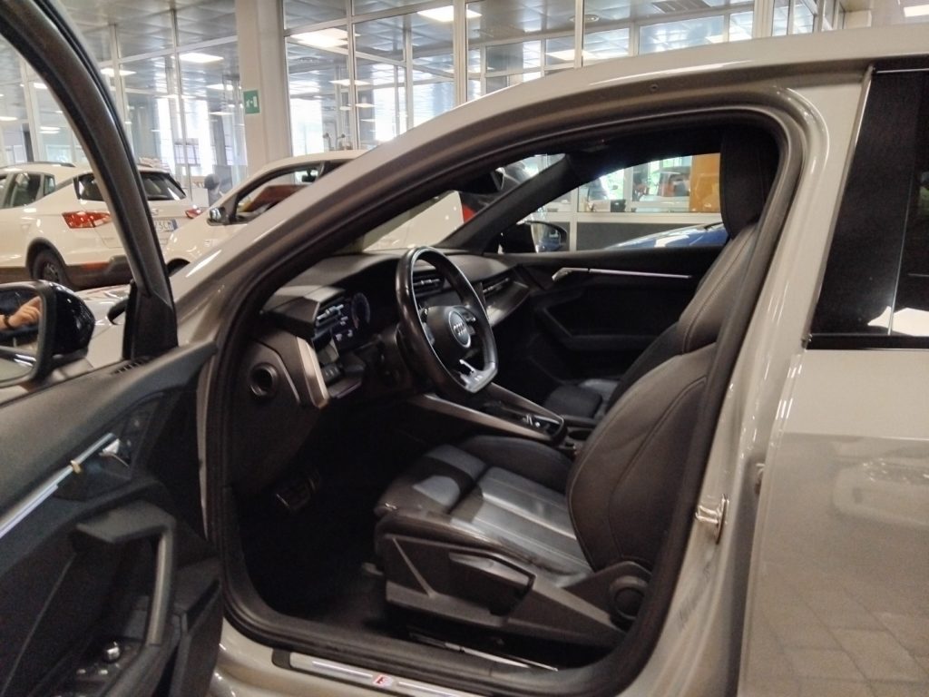 AUDI A3 SPORTBACK 35 TFSI S tr. S line ed. 19FULL AUDI EX - 15