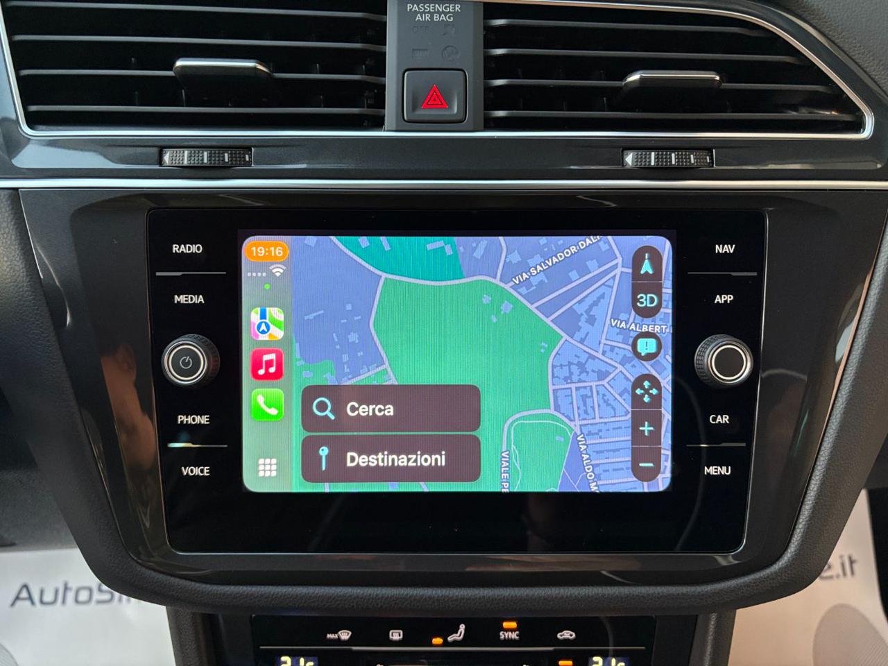 VOLKSWAGEN Tiguan 2.0 TDI 150 CV SCR DSG Life - 15