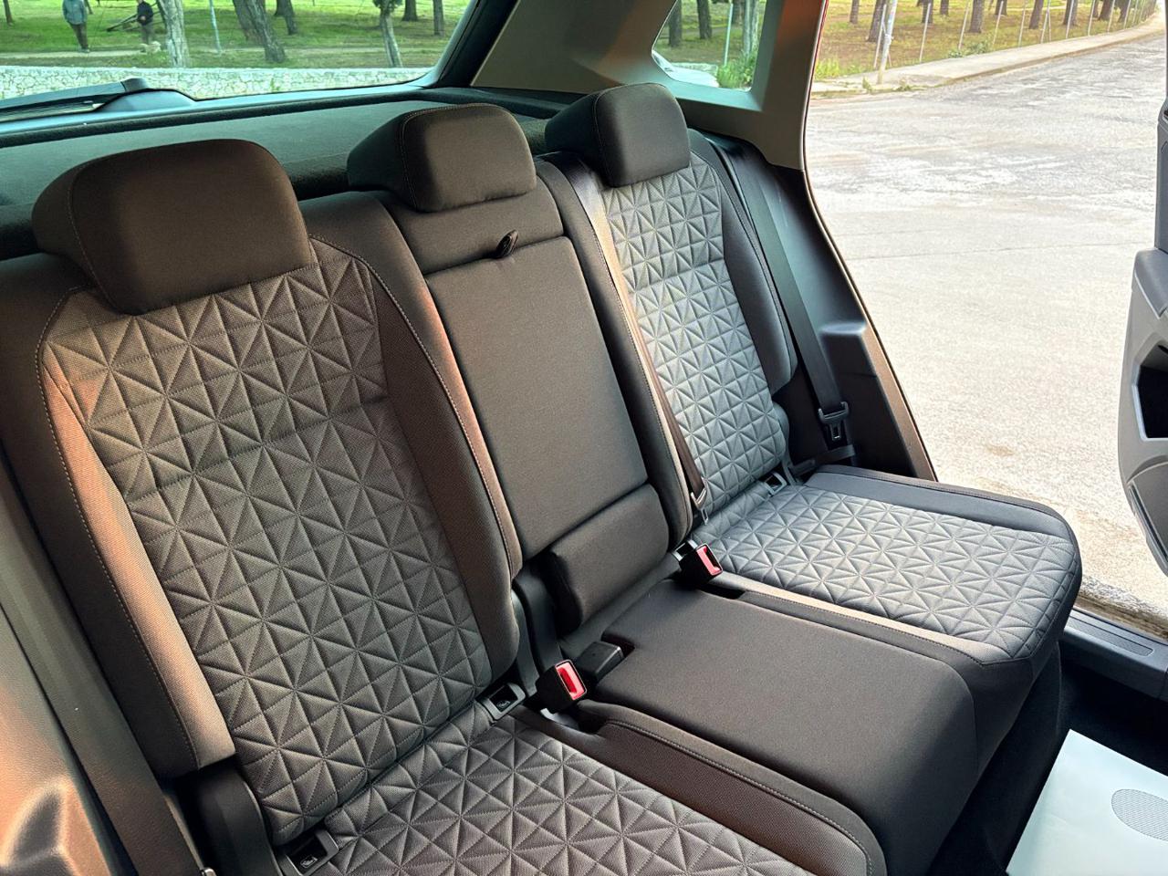 VOLKSWAGEN Tiguan 2.0 TDI 150 CV SCR DSG Life - 19