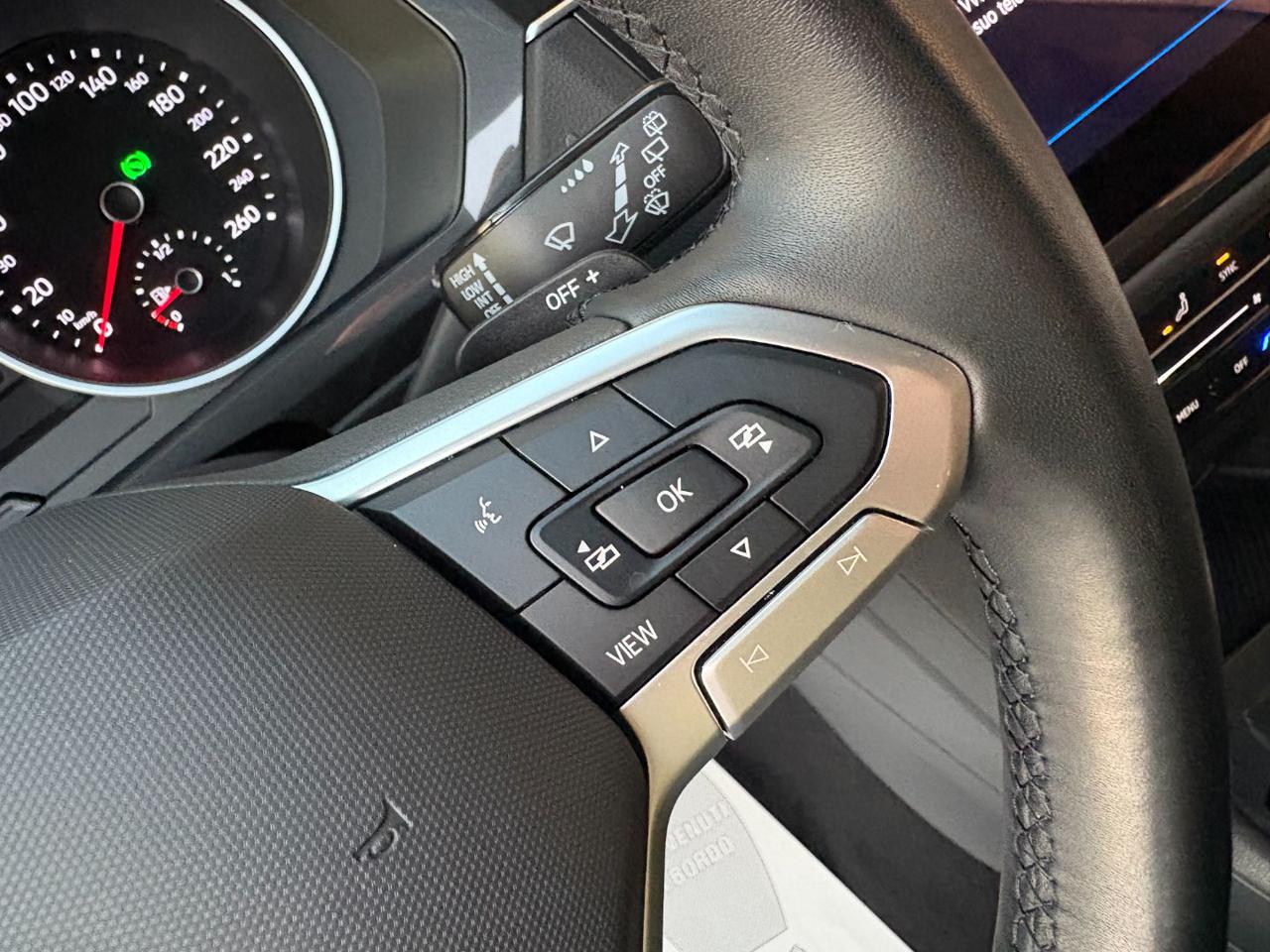 VOLKSWAGEN Tiguan 2.0 TDI 150 CV SCR DSG Life - 23