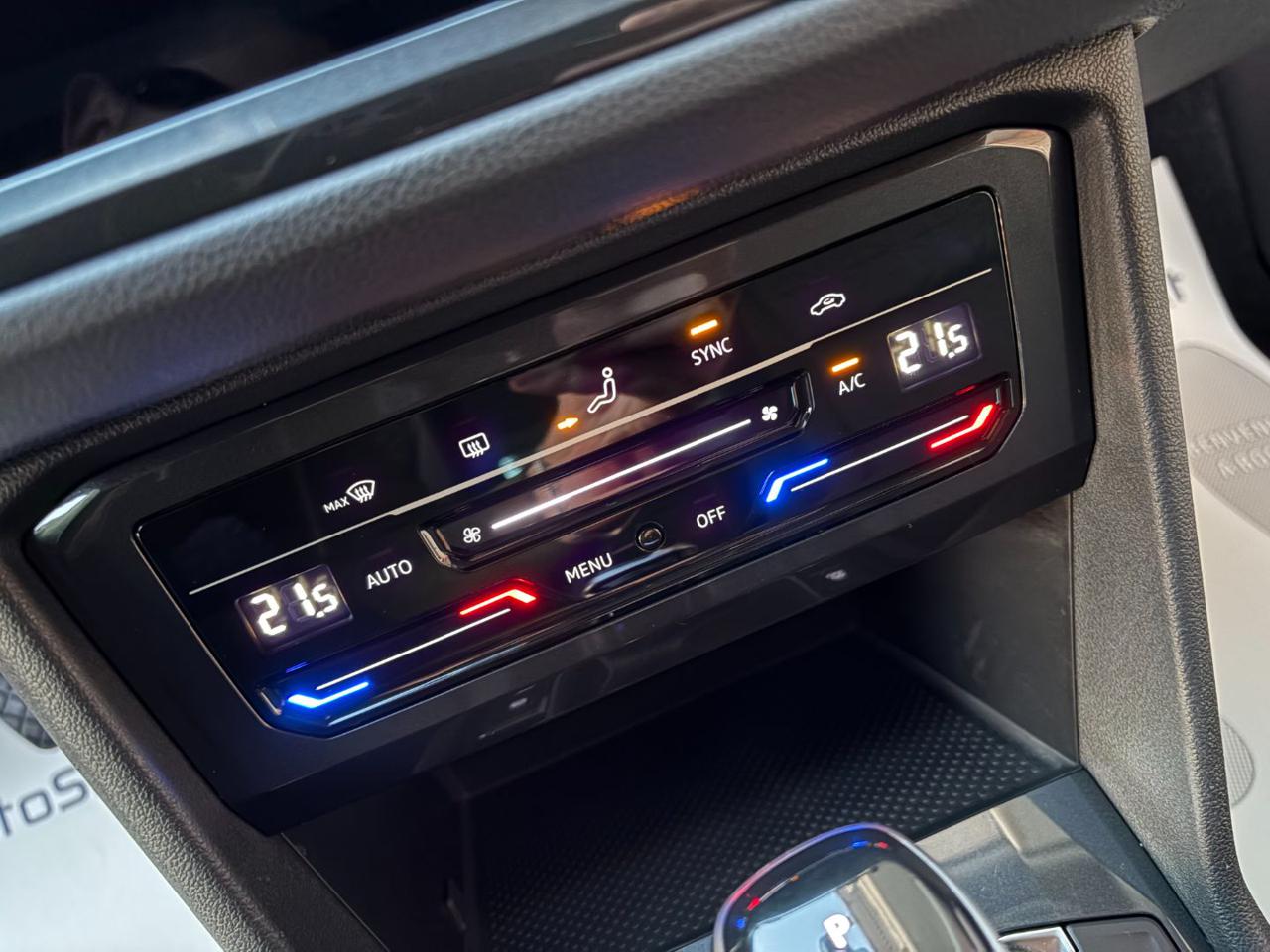 VOLKSWAGEN Tiguan 2.0 TDI 150 CV SCR DSG Life - 21