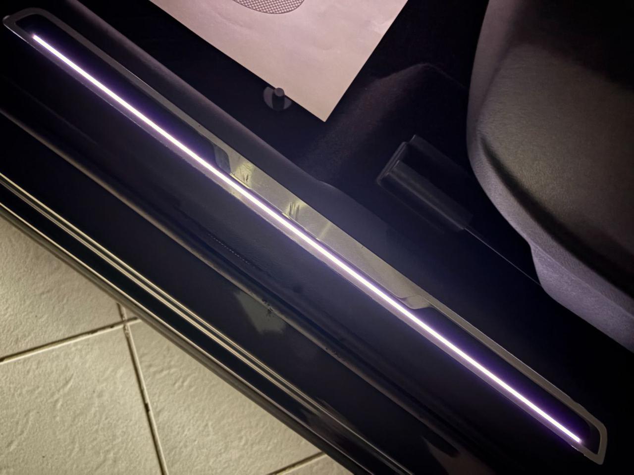 VOLKSWAGEN Tiguan 2.0 TDI 150 CV SCR DSG Life - 33