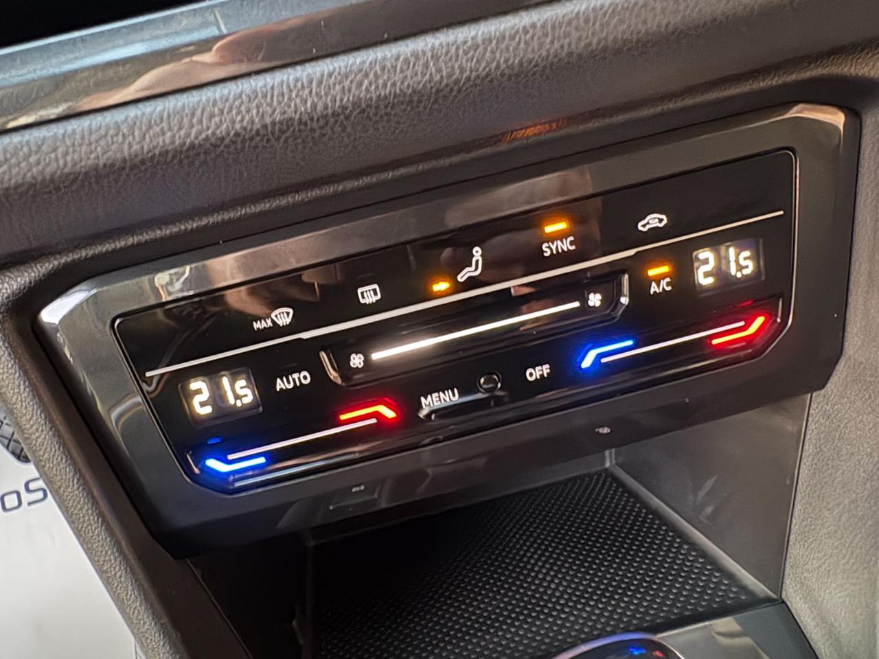 VOLKSWAGEN Tiguan 2.0 TDI 150 CV SCR DSG Life - 25