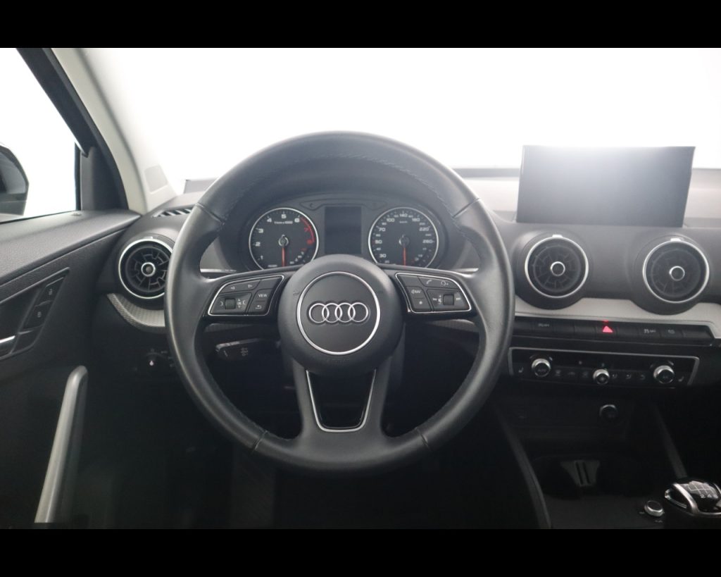 AUDI Q2 I 2021 -  30 1.0 tfsi Admired Advanced - 14